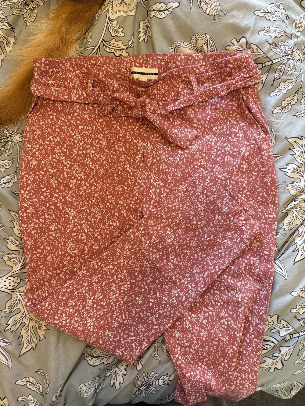 💰 5 for $20 💰 Jules & Leopold Rose-Mauve Floral Tie-Waist Cropped Pants